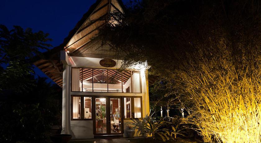 Villa Aarya Lagoi Extérieur photo